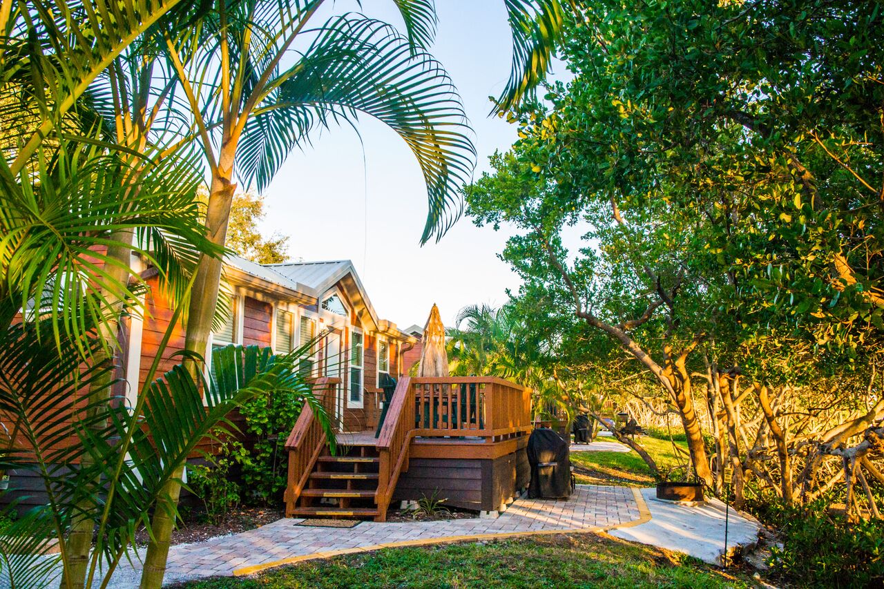 St. Petersburg, Florida Lodging St. Petersburg / Madeira Beach KOA Holiday