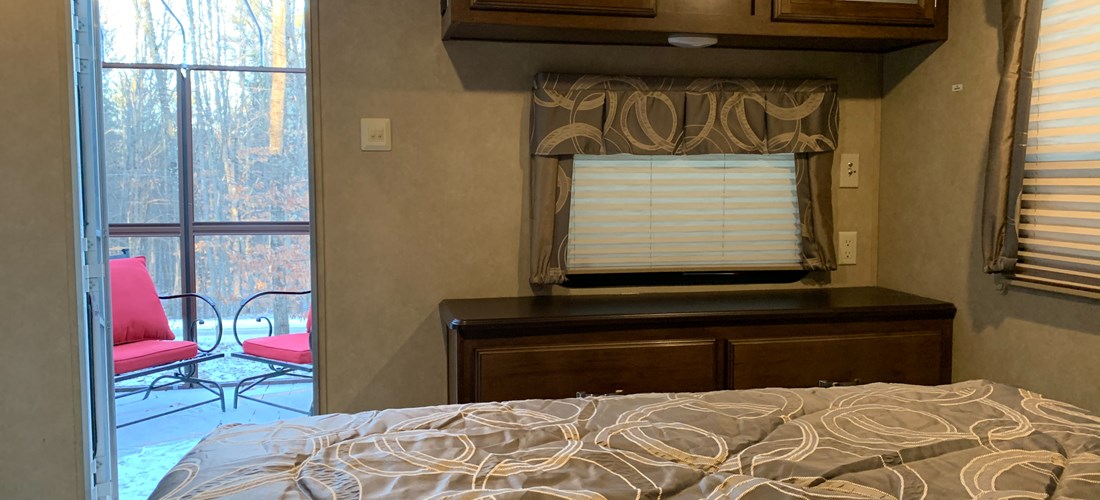 Deluxe RV rental master and screen room