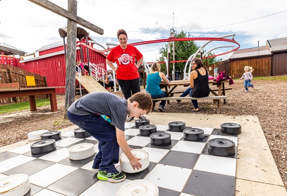 GIANT FUN GAMES