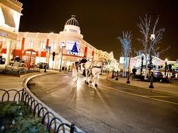EASTON TOWN CENTER