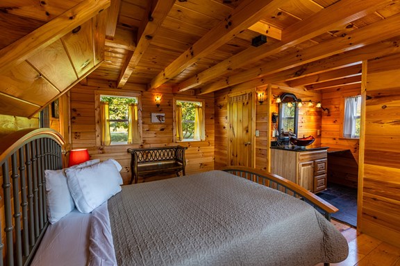 Plan a trip to Lakemore, Ohio