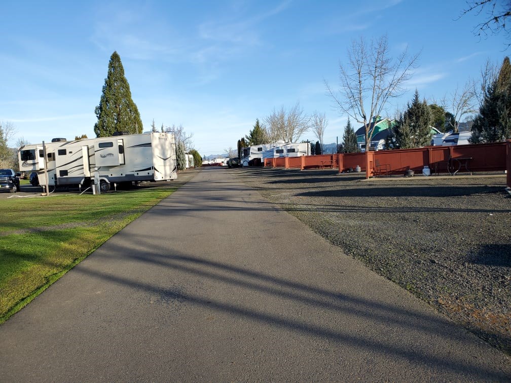 Sutherlin / Umpqua Valley KOA Holiday RV Campground in Sutherlin, OR