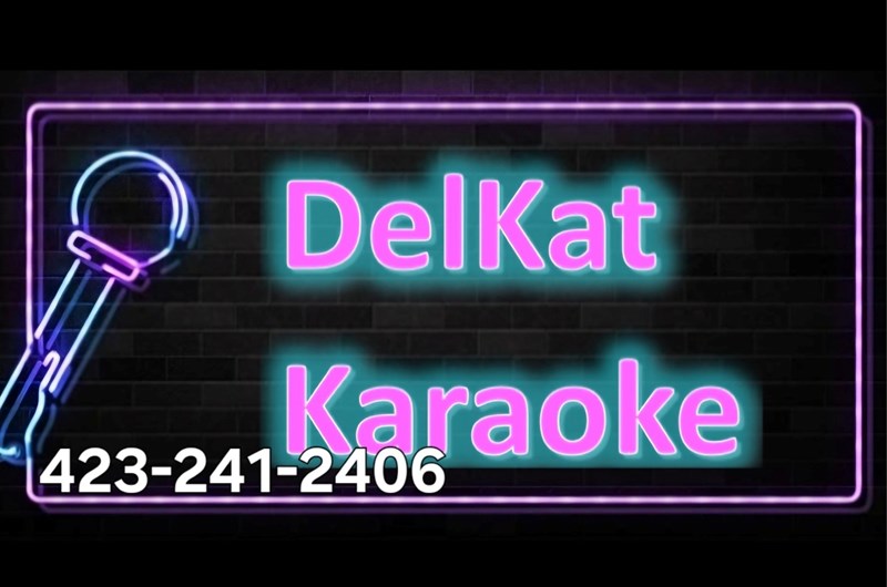 Karaoke at The Porch Photo