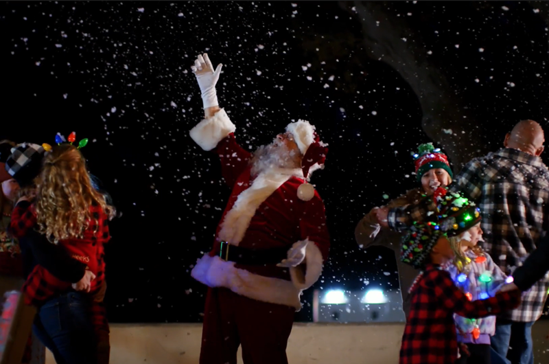 Holidays in the Park December 21 - 27 Photo