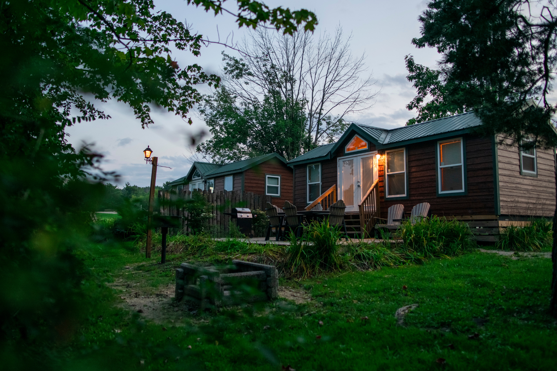 Deluxe Cabin Firepit at Thompson