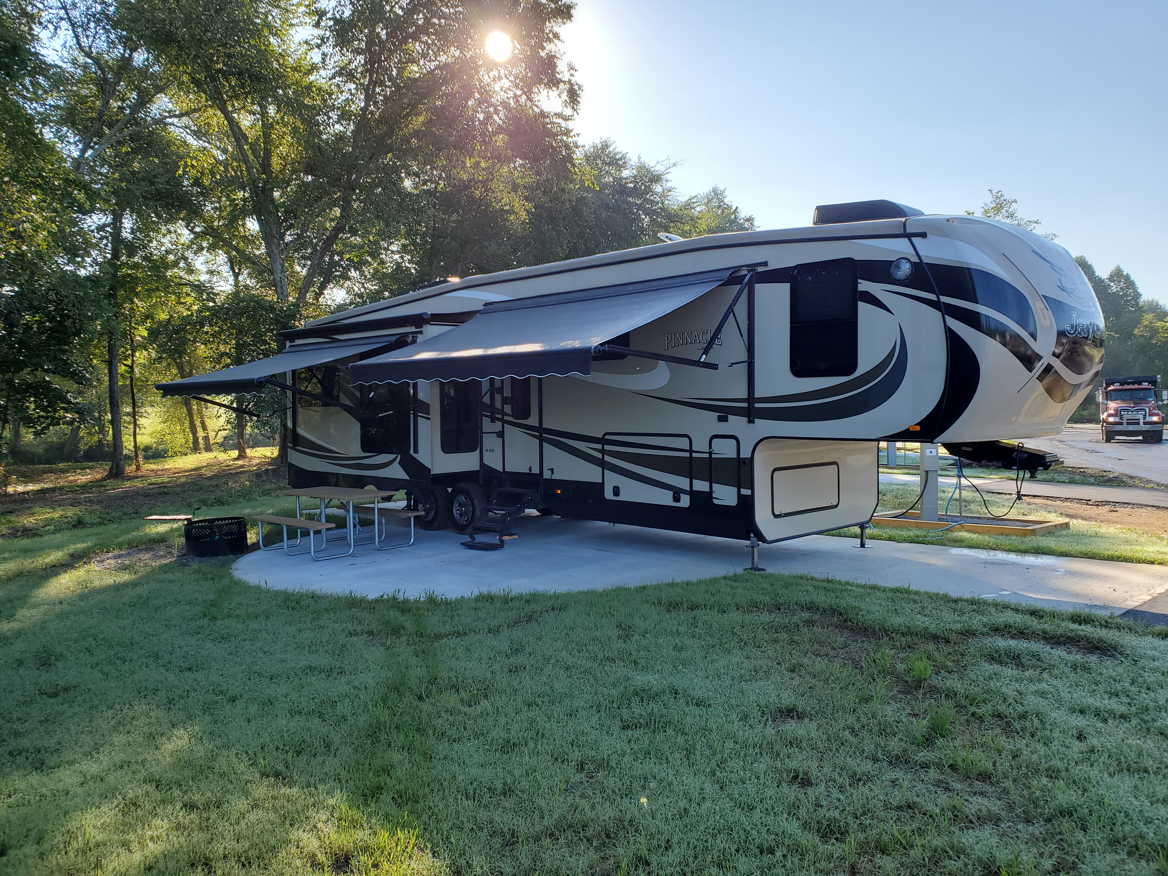 Blue Ridge, RV Camping Sites Blue Ridge / Toccoa River KOA Holiday