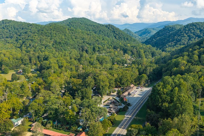 Townsend / Great Smokies KOA Holiday