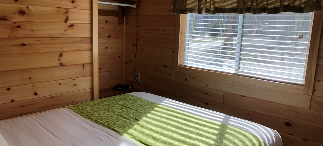 Deluxe Cabin (Full Bath with Shower) Handicap Accessible-6