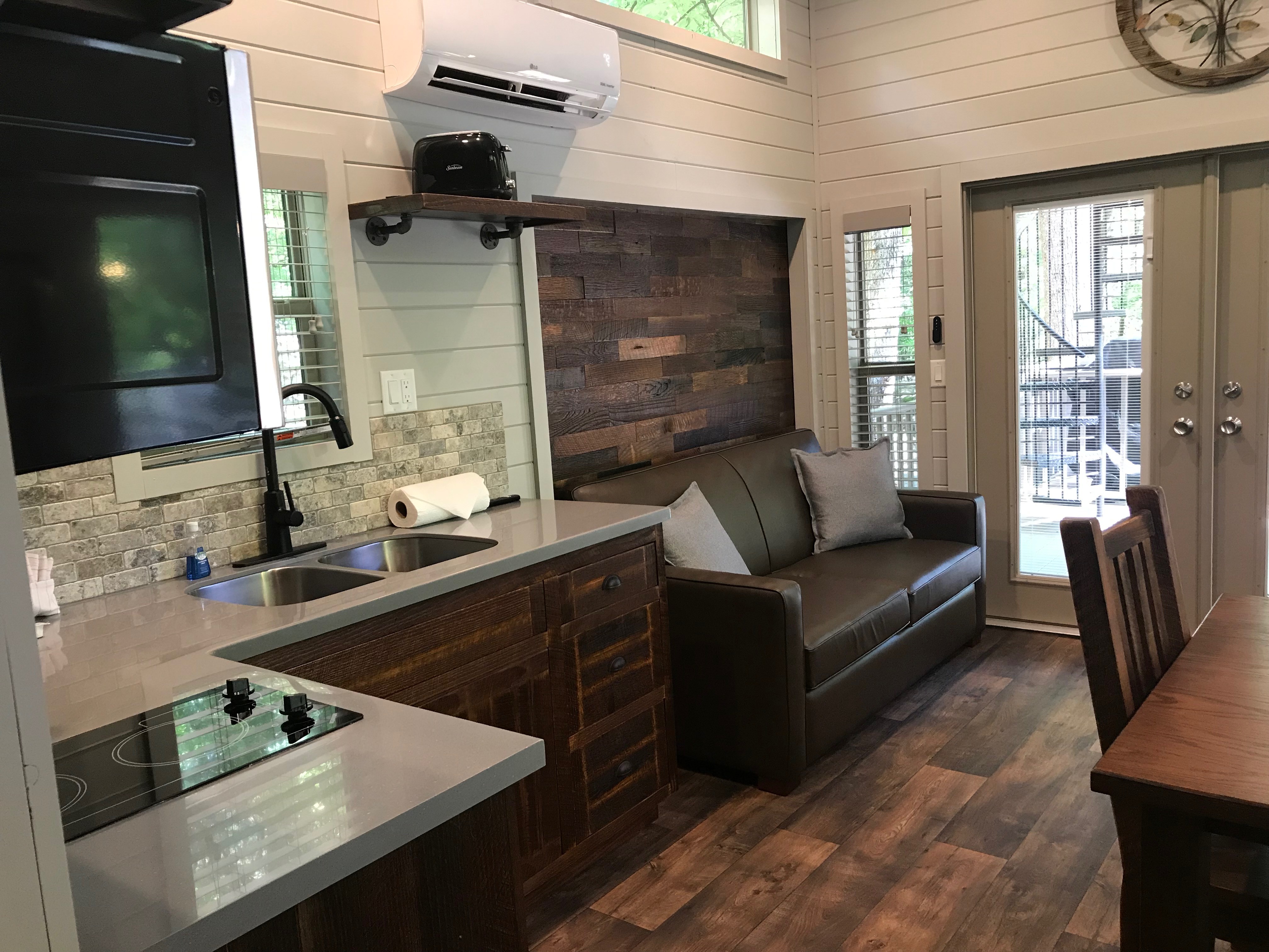 Deluxe Cabin (Full Bath with Shower) Patio with Balcony-3