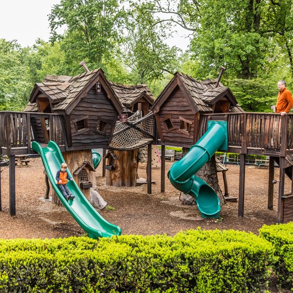 Plan a trip to Grimsley, Tennessee