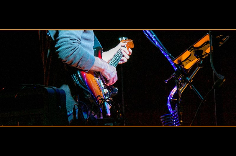 Live Music at the Cayman Pavilion with Dos Hombres Photo