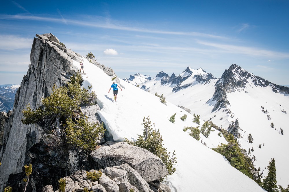 Trinity Alps: Hiking to Rush Creek Lakes