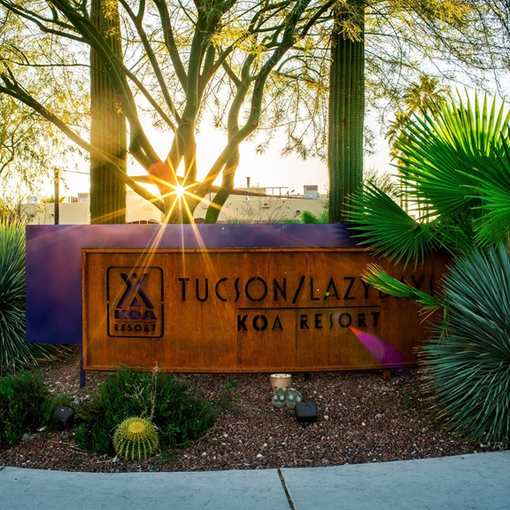 Plan a trip to Central Heights-Midland City, Arizona