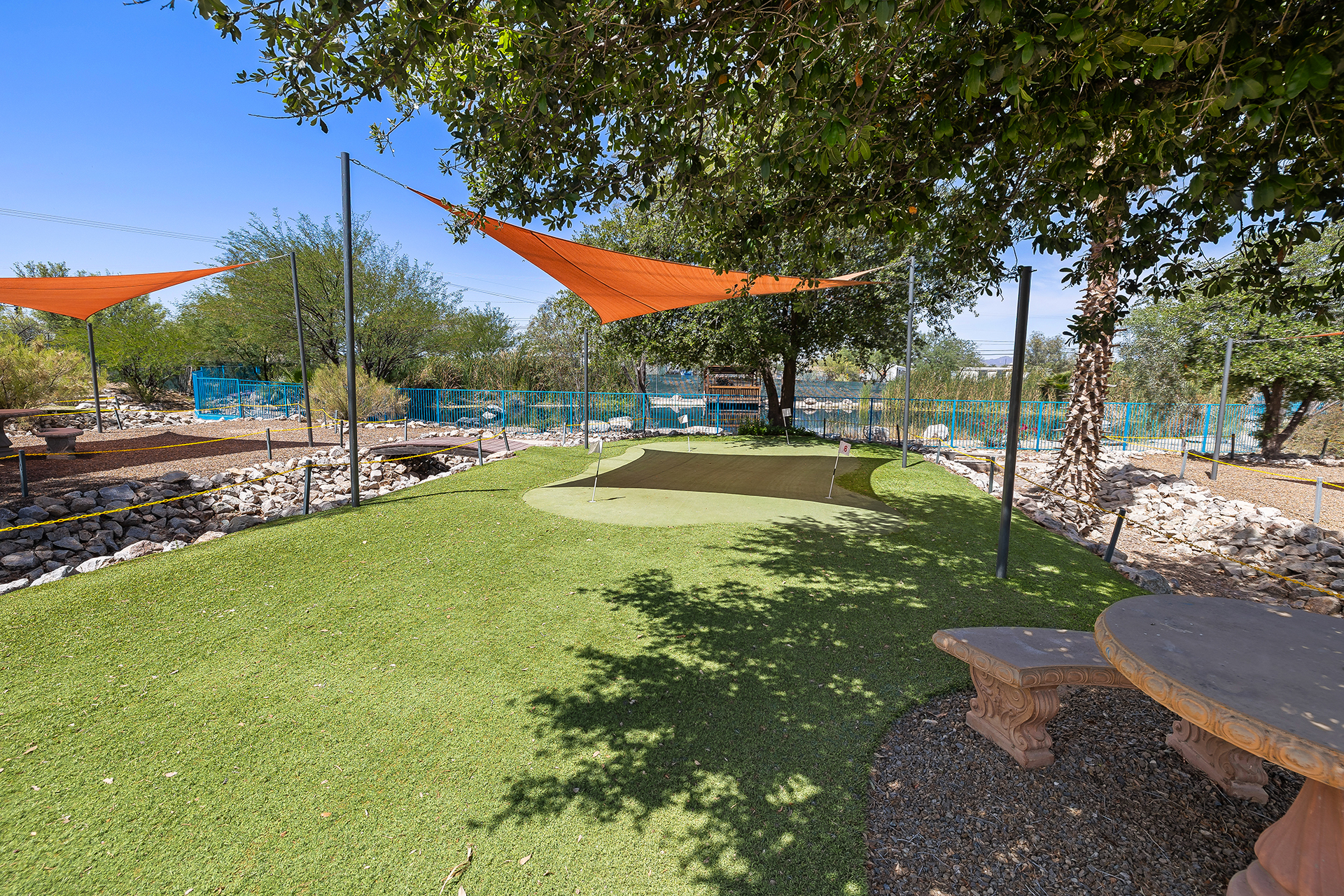 Nine-Hole Putting Green