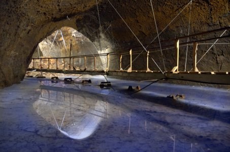 Shoshone Ice Caves