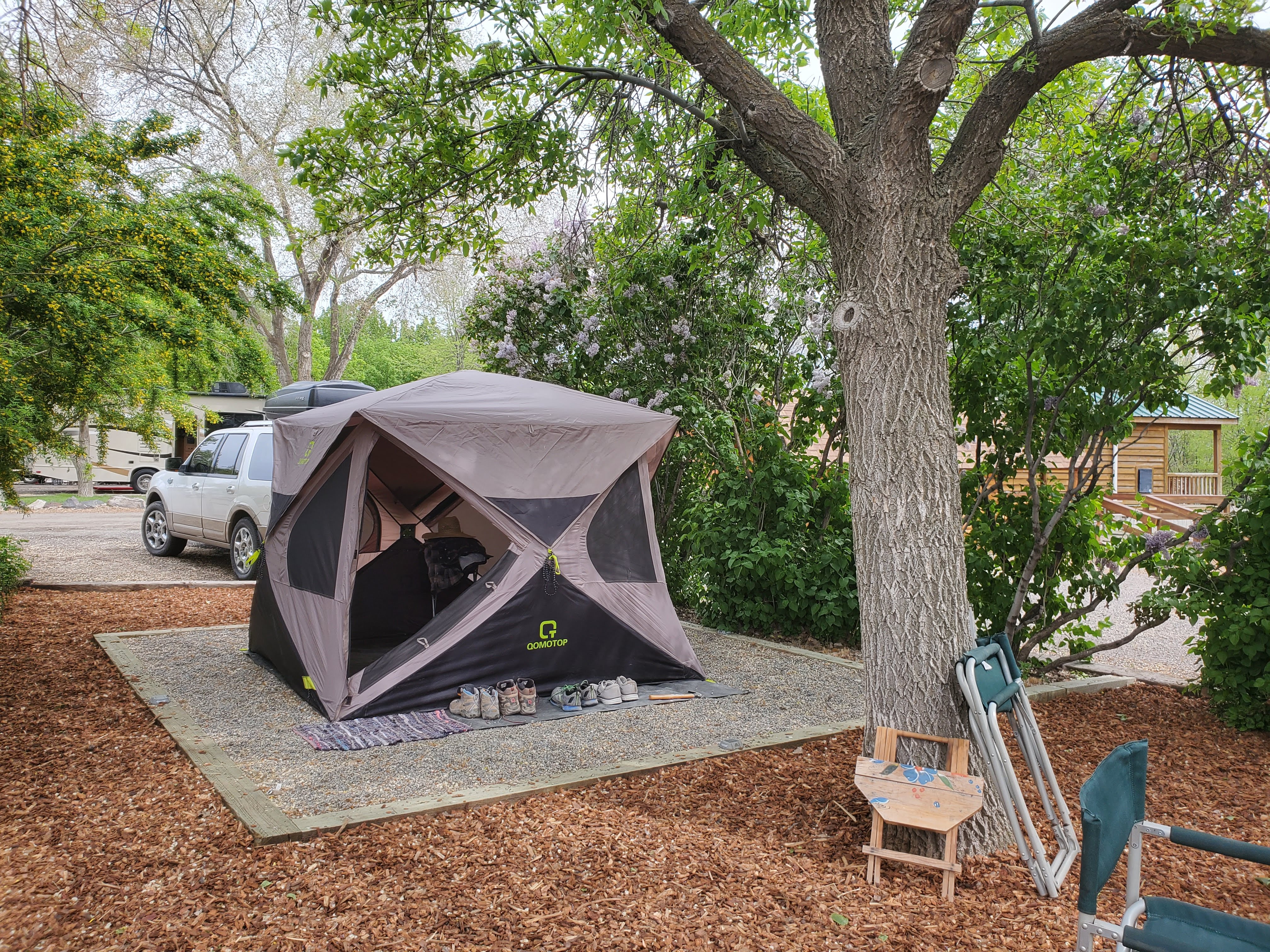 Individual Tent Site, No Hookups, Gravel Tent Pad Pictures Twin Falls