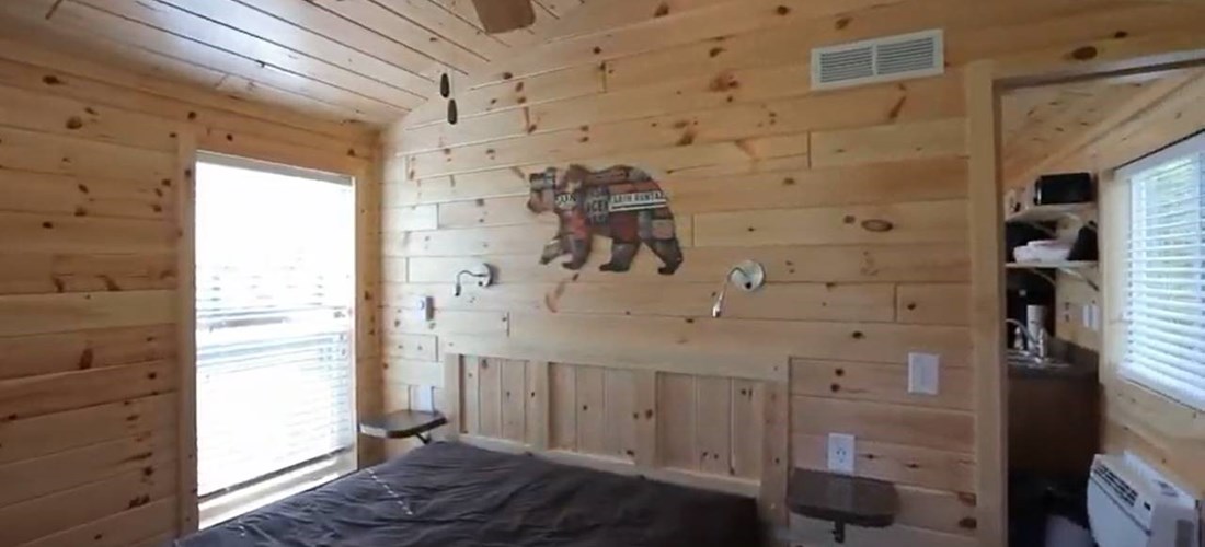 Queen bed for KL