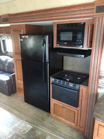 Deluxe Rental DU2