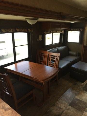 Deluxe Rental DU2