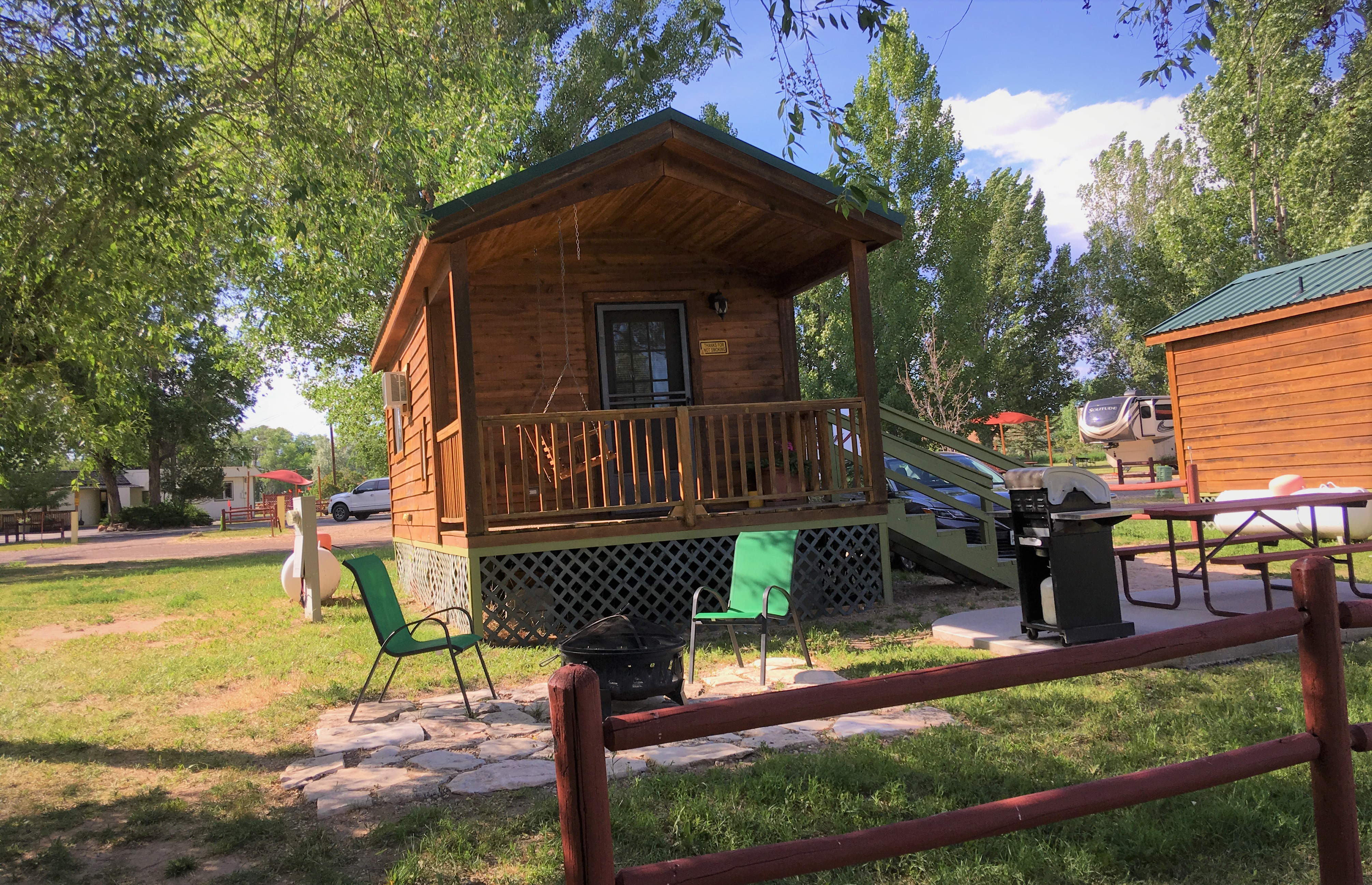 Vernal/Dinosaurland KOA Deluxe Cabin Exterior