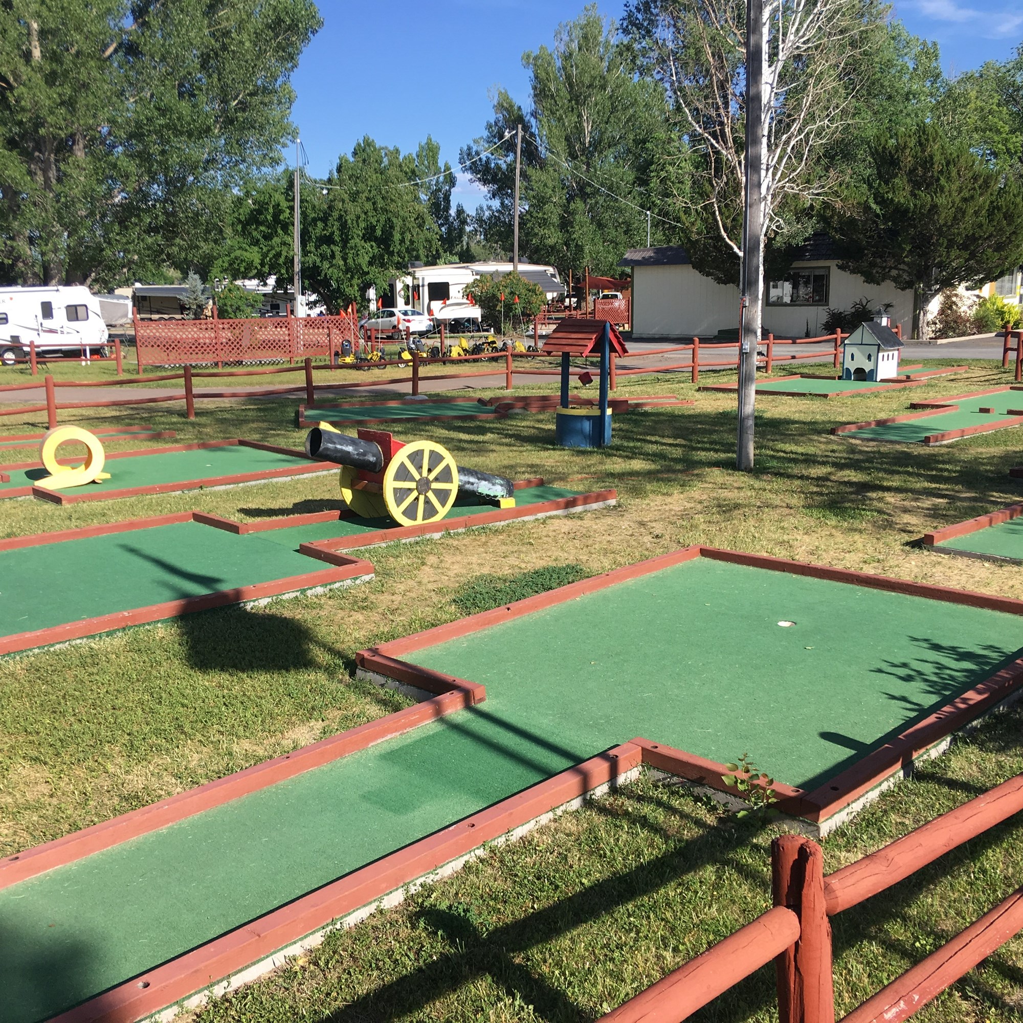 Vernal / Dinosaurland KOA Holiday RV Campground in Vernal, UT