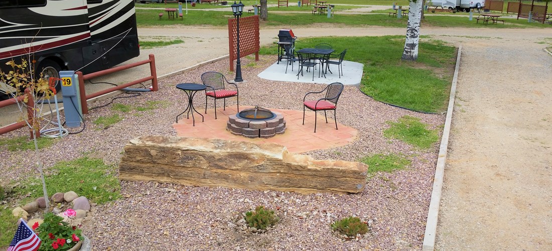 These super sites come with nice fire ring for (s)more  fun. Patio furniture and propane BBQ for a more comfortable outdoor dinner.