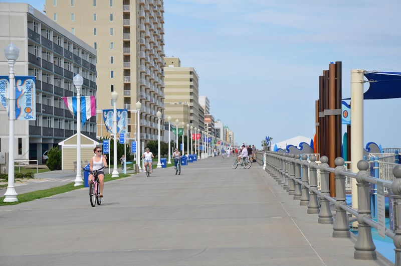 Boardwalk Art Show Photo