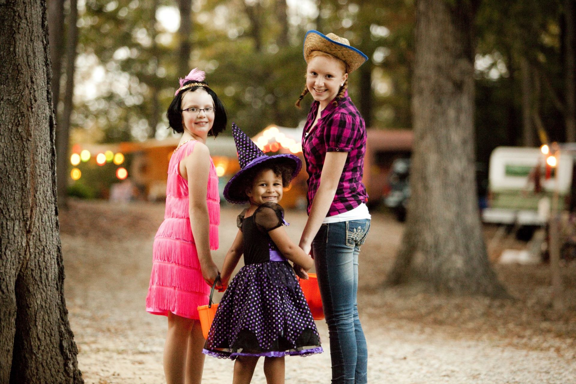HALLOWEEN WEEKENDS Photo