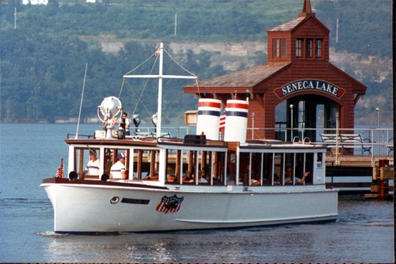 Captain Bill's Sightseeing & Dinner Cruises