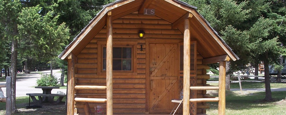 standard one room camping cabin