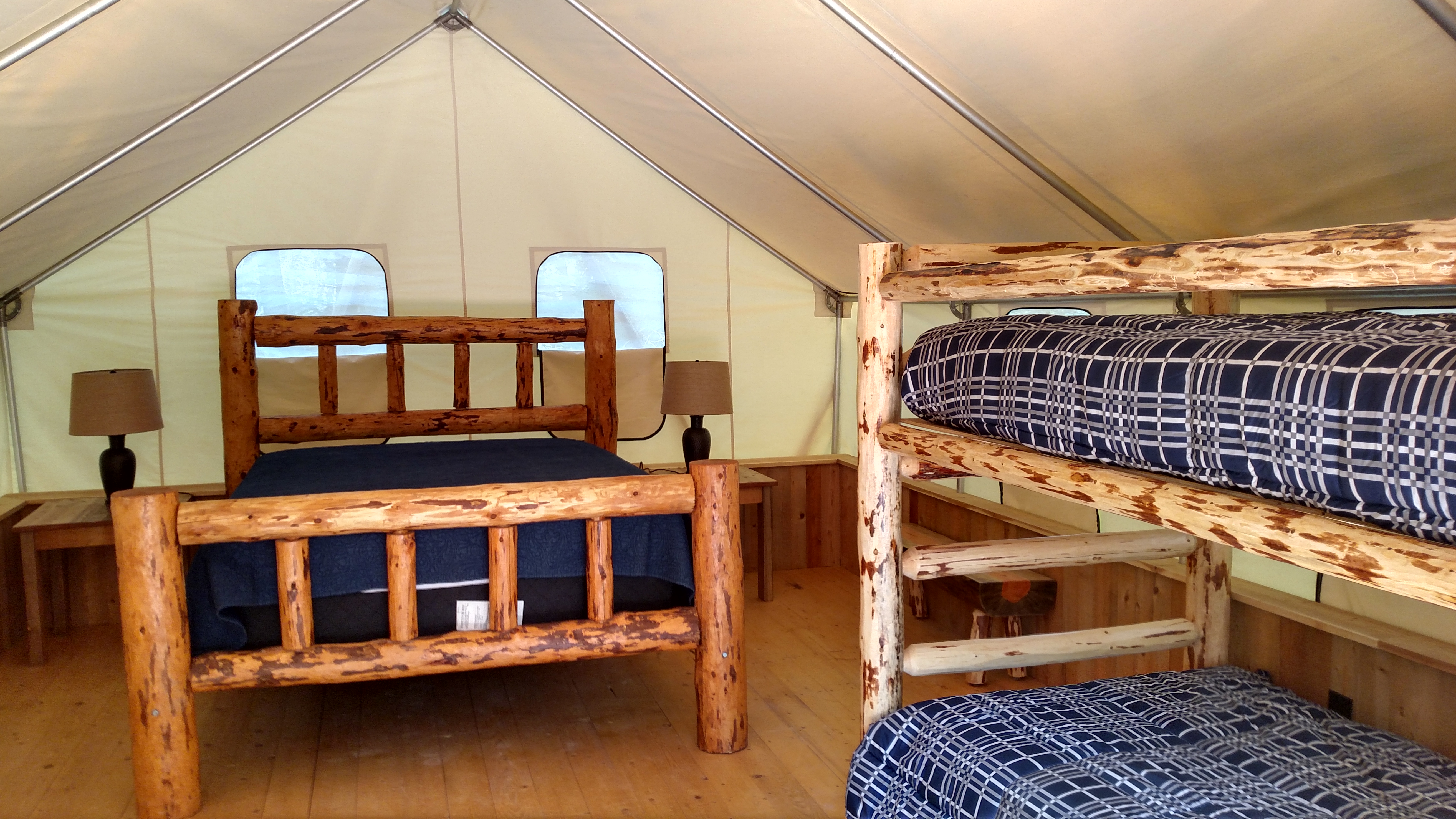 Glamping Tent (No Bathroom), Patio Pictures Whitefish / Kalispell North KOA Holiday Campground