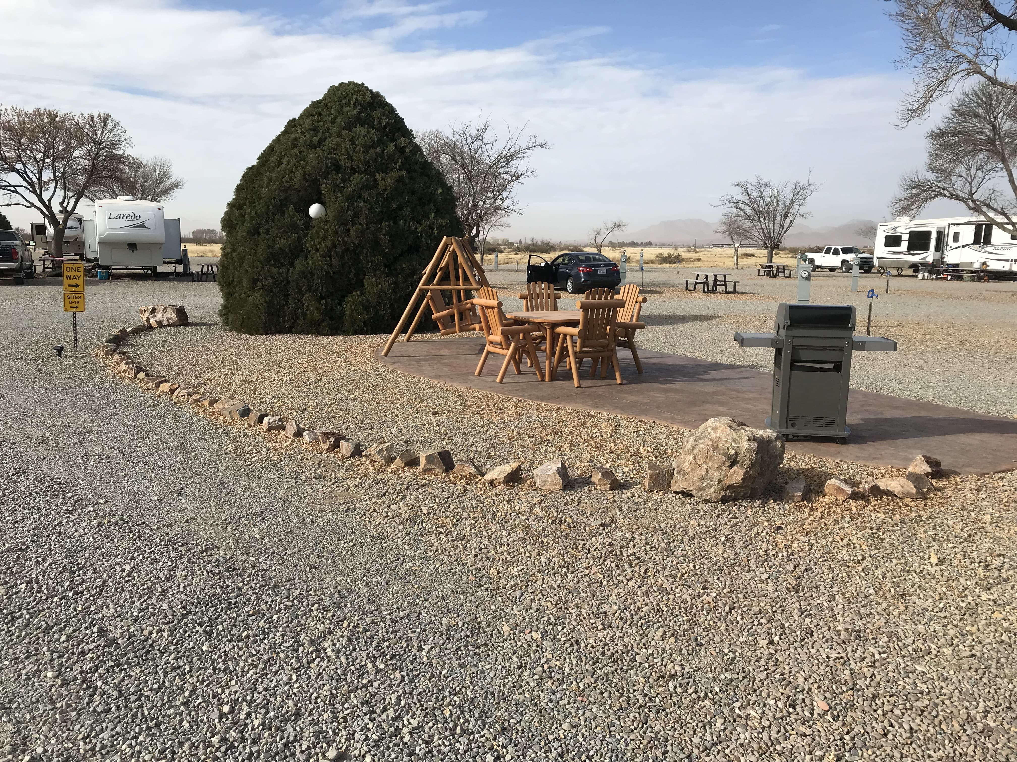 Pull Thru, 50/30/20 Amps, Full Hookups, Patio Pictures Willcox