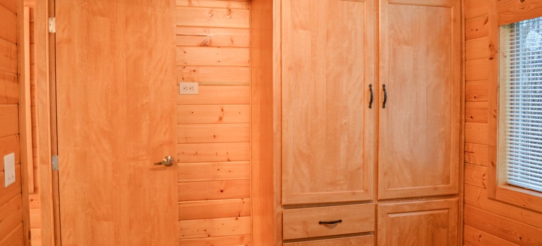 There is plenty of storage available within the bedroom to stay for the weekend or weekdays.
