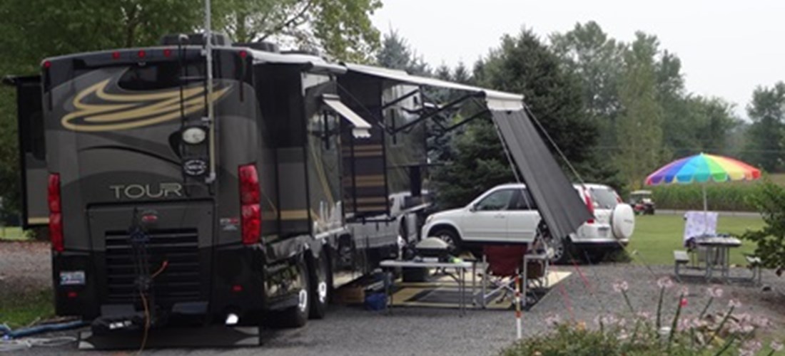 Our most popular sites. Easy large 50/30 amp pull thru sites located at the front of the park. Great for a quick overnight stop or stay for the weekend. Non-wooded. Near Kamp K9.