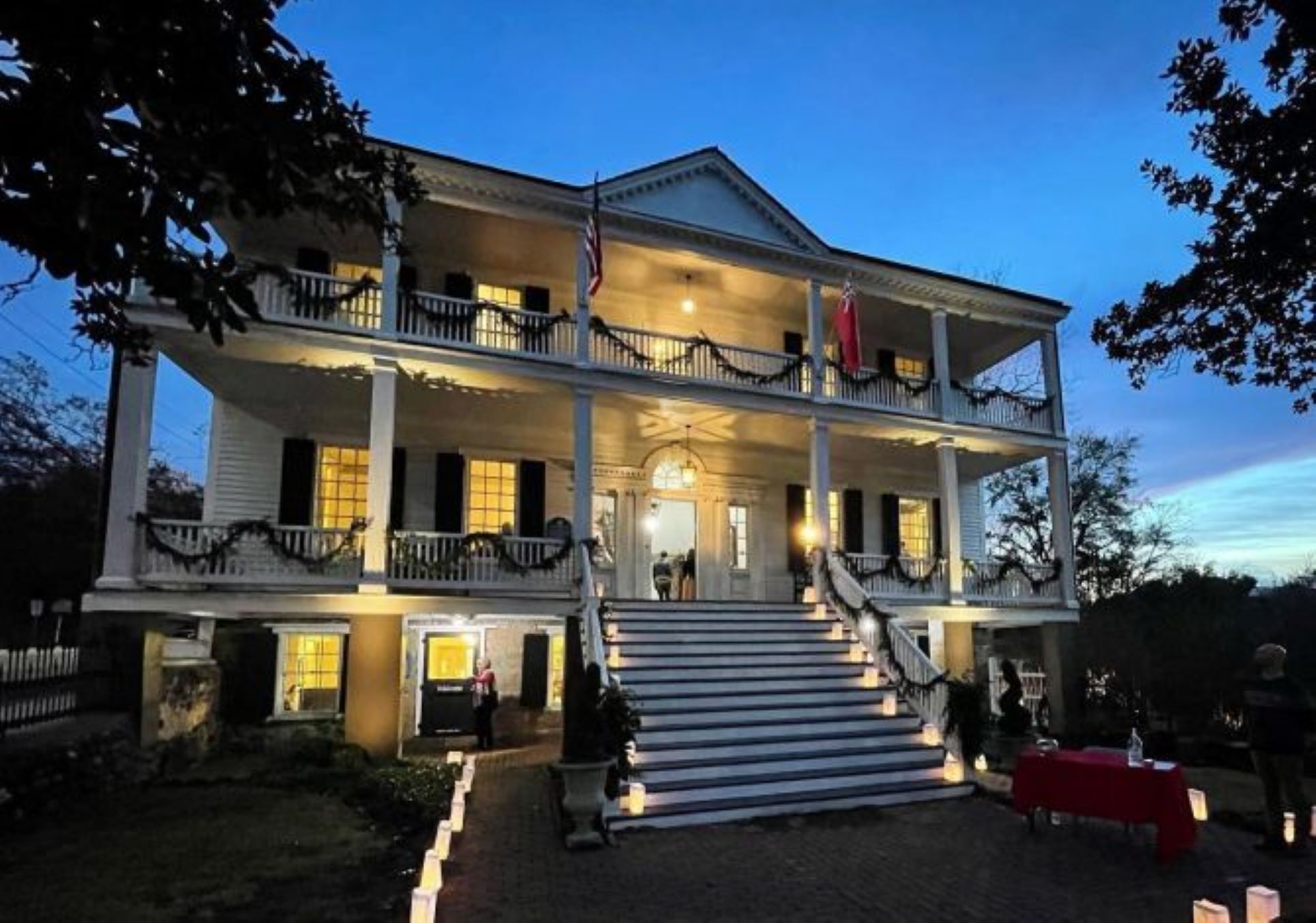 Colonial Christmas Craft Market and Open House Photo
