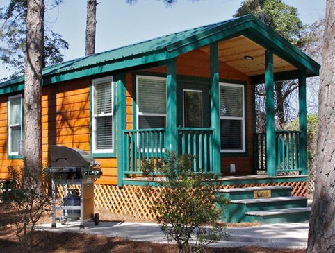 Deluxe Cabins $99/night on Wednesday Photo
