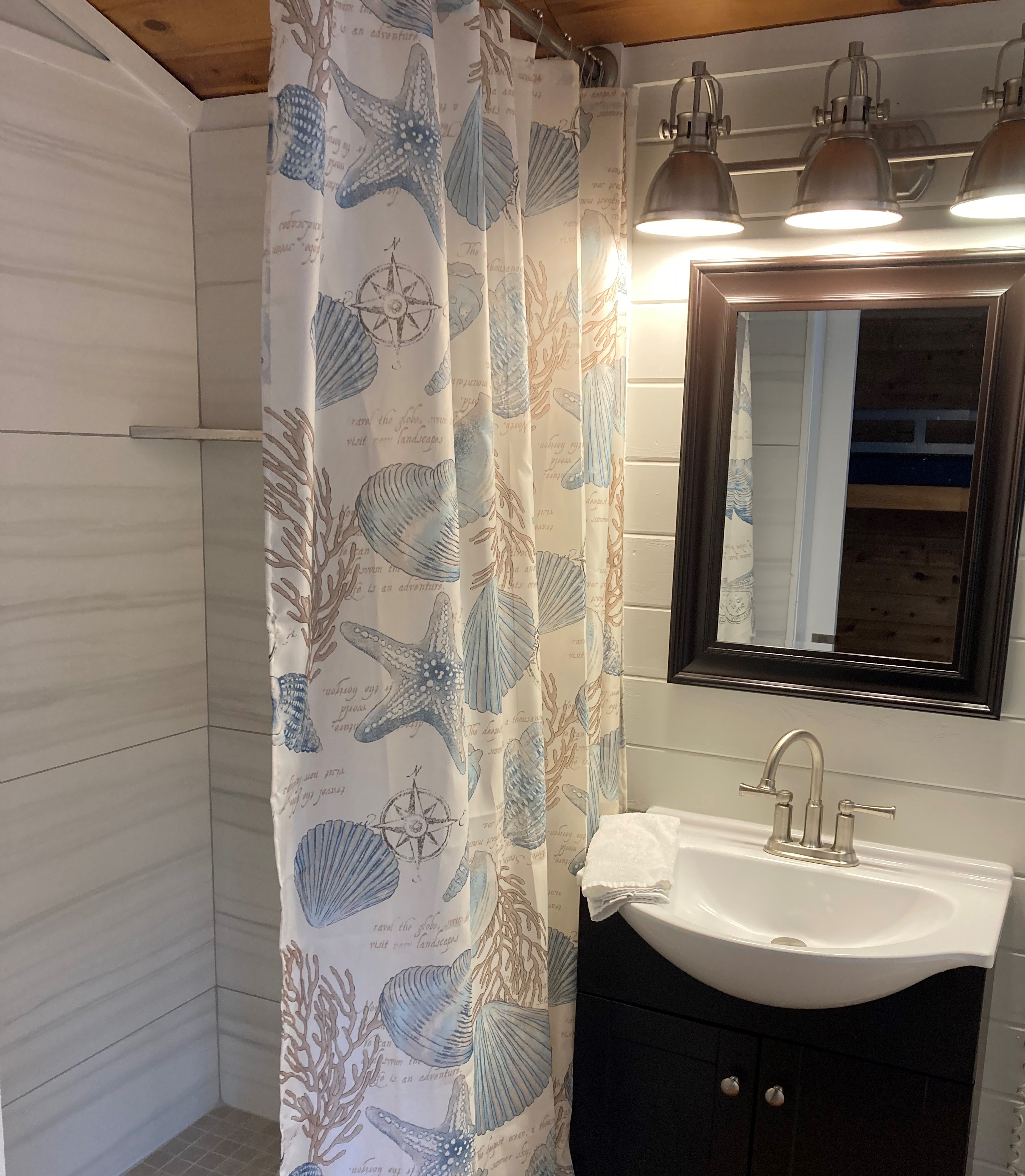 L92 bathroom