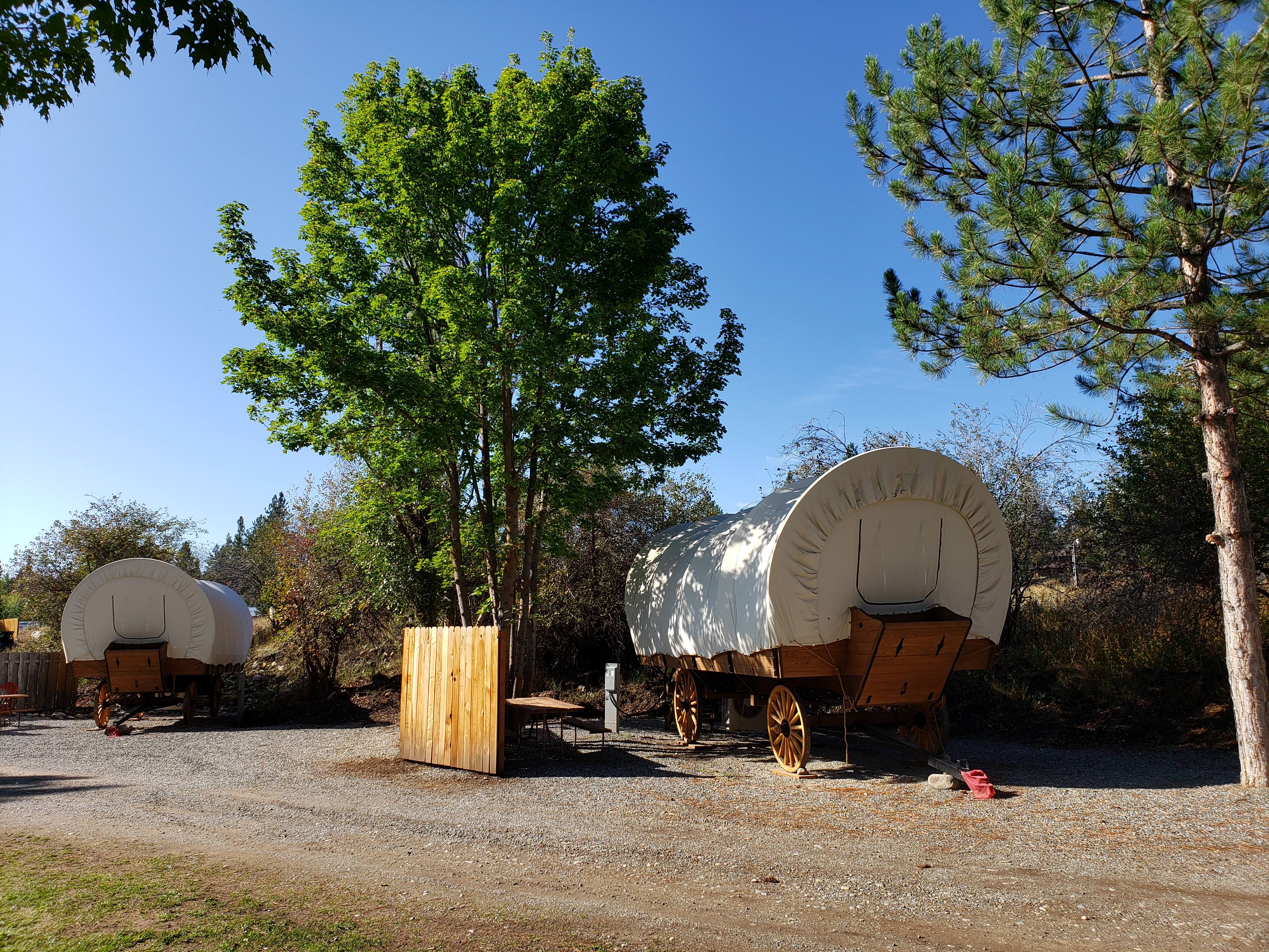 Covered Wagon (No Bathroom) Sleeps 6 Pictures Winthrop / N. Cascades