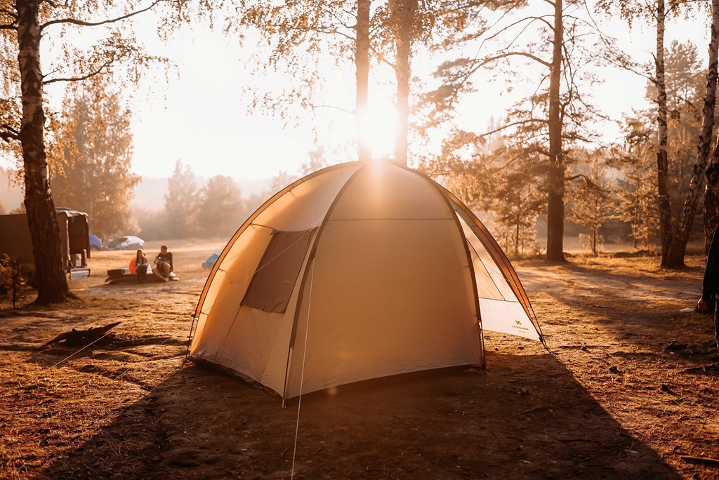 Top 5 ways to light a tent