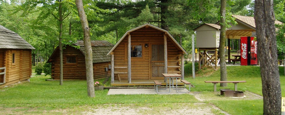 Wisconsin Dells KOA Camping Cabin with Patio