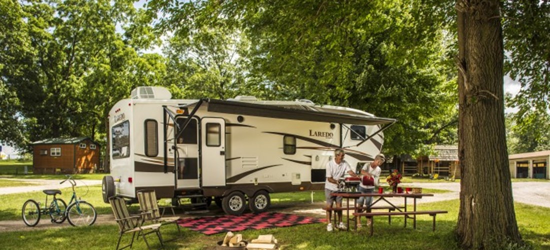 Wisconsin Dells KOA Pull-Thru Full Hookup RV Site