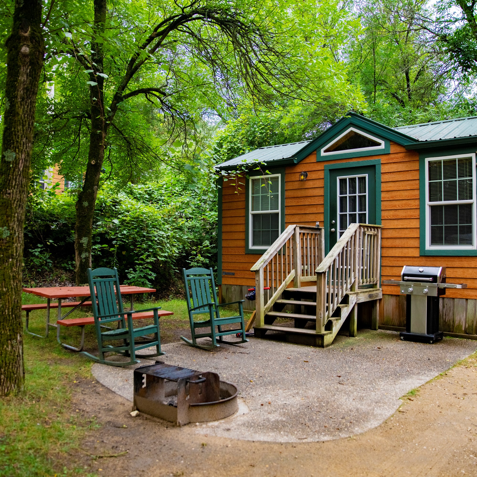 655 N Frontage Rd Wisconsin Dells Wi 53965 - 0kbgud8
