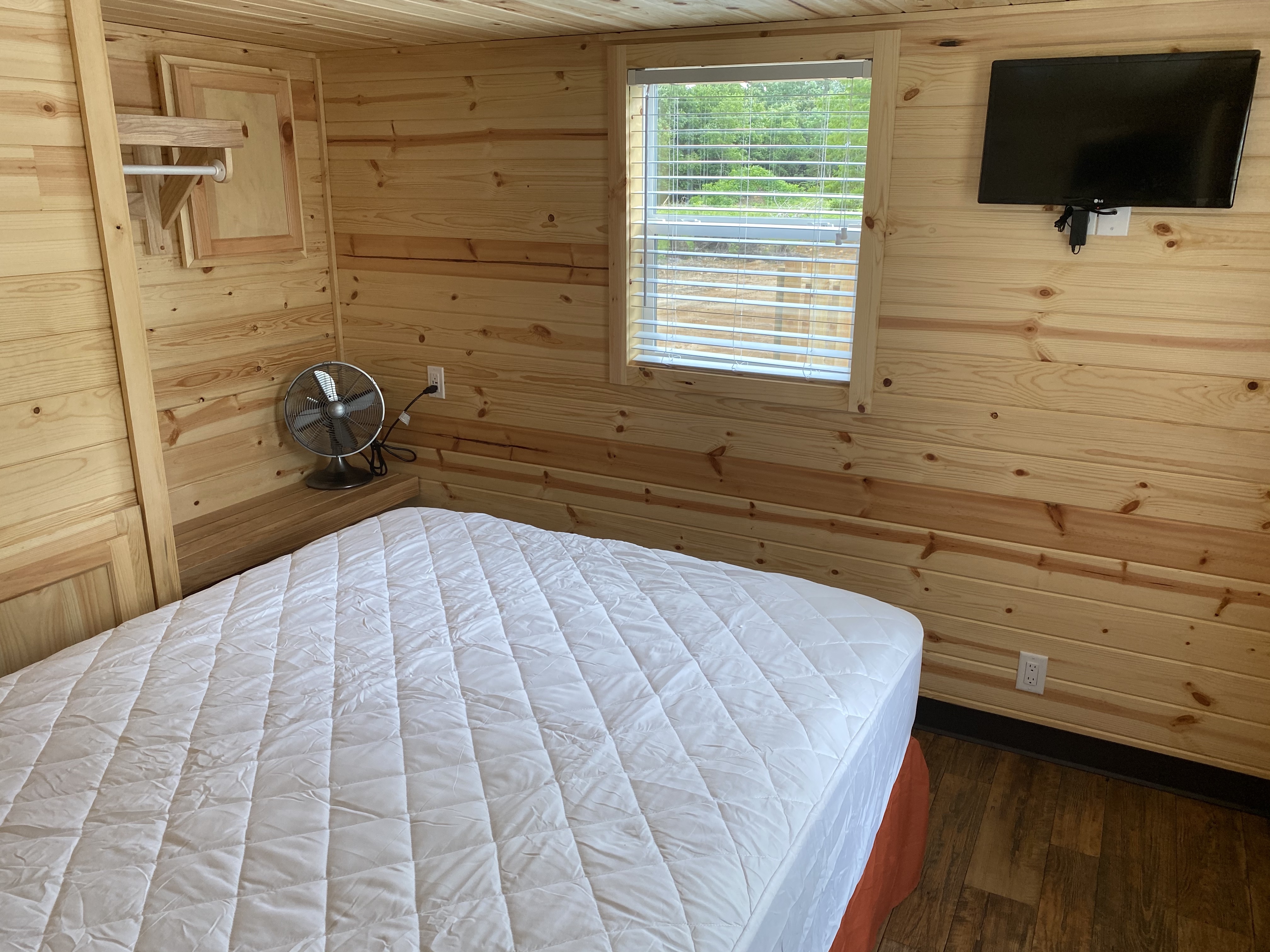 Bunkhouse Deluxe Cottage