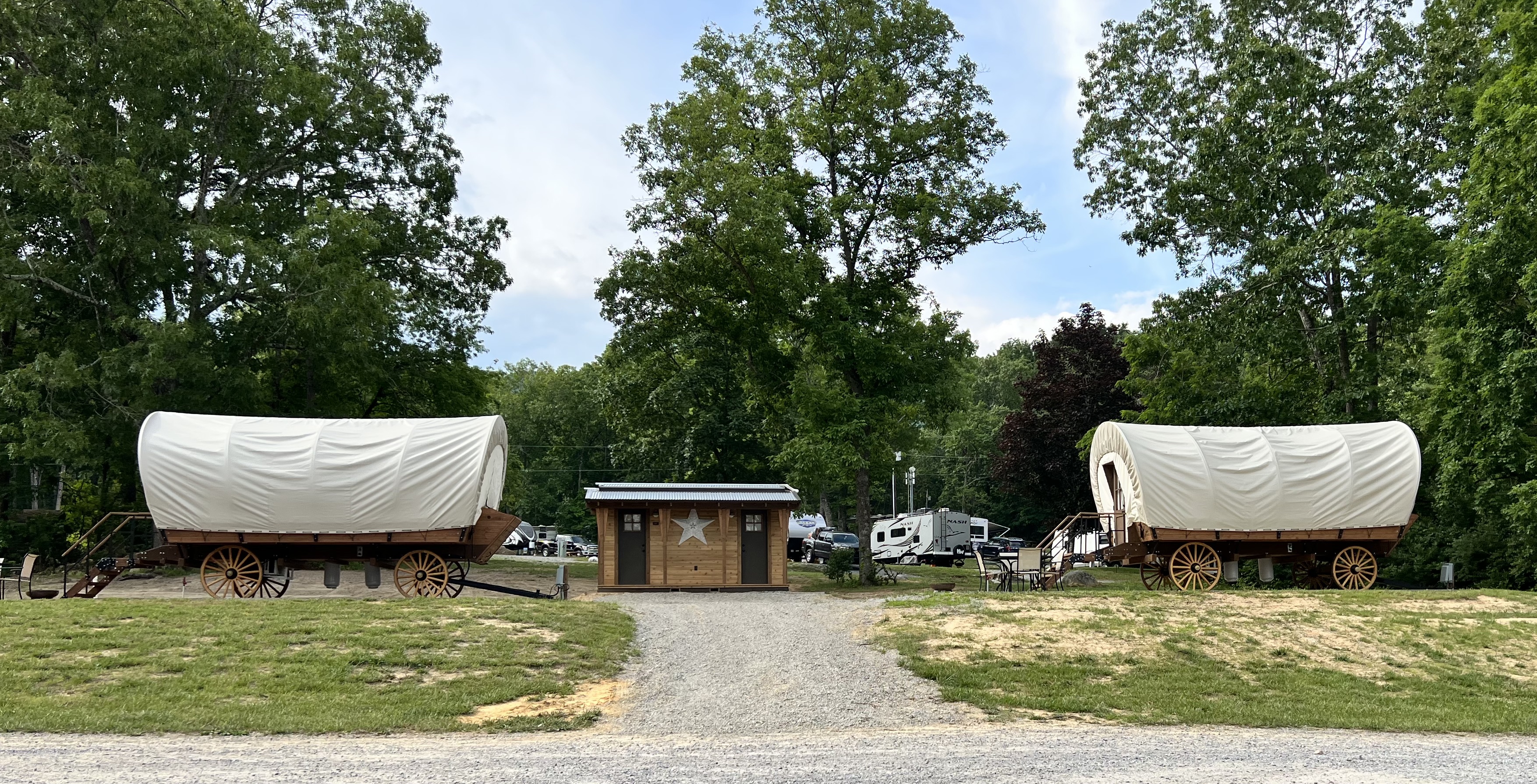Covered Wagon (Full Bath with Shower), KOA Patio ® Conestoga Wagon